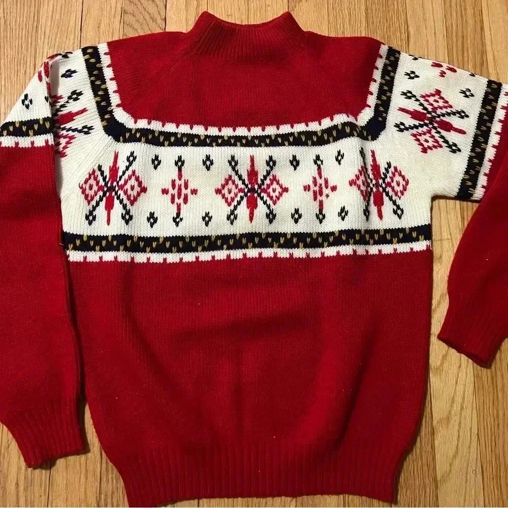 Vintage Sweater in red and white size small - Picture 3 of 9